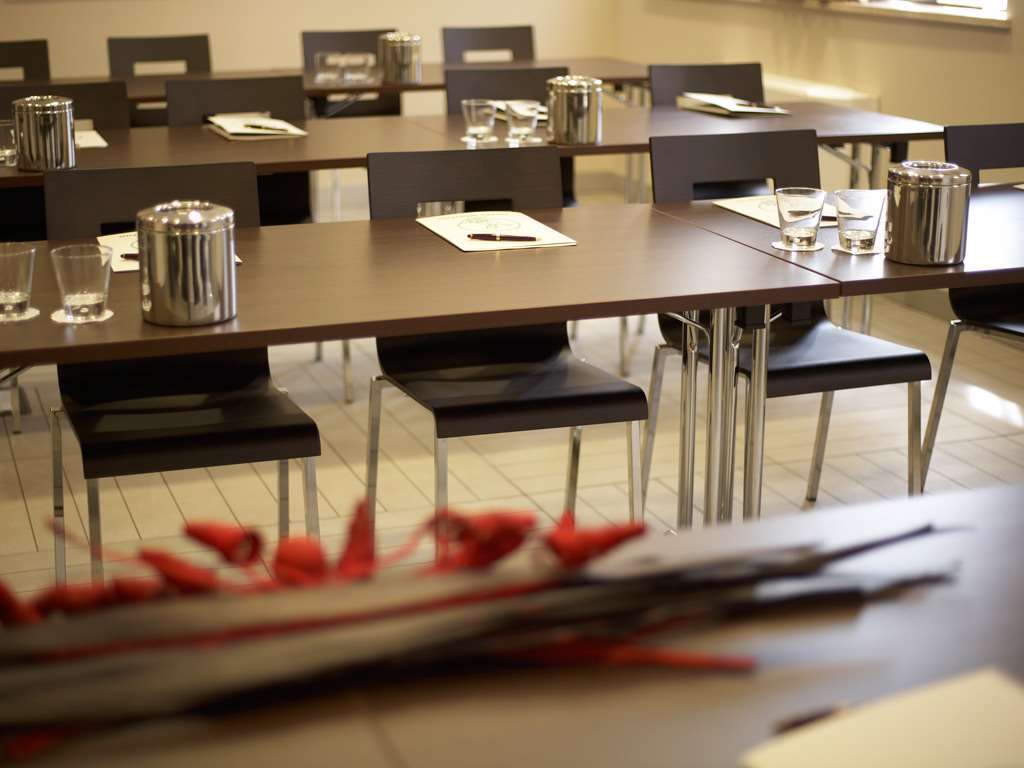 Hotel Montini Linate Airport Peschiera Borromeo Facilities photo